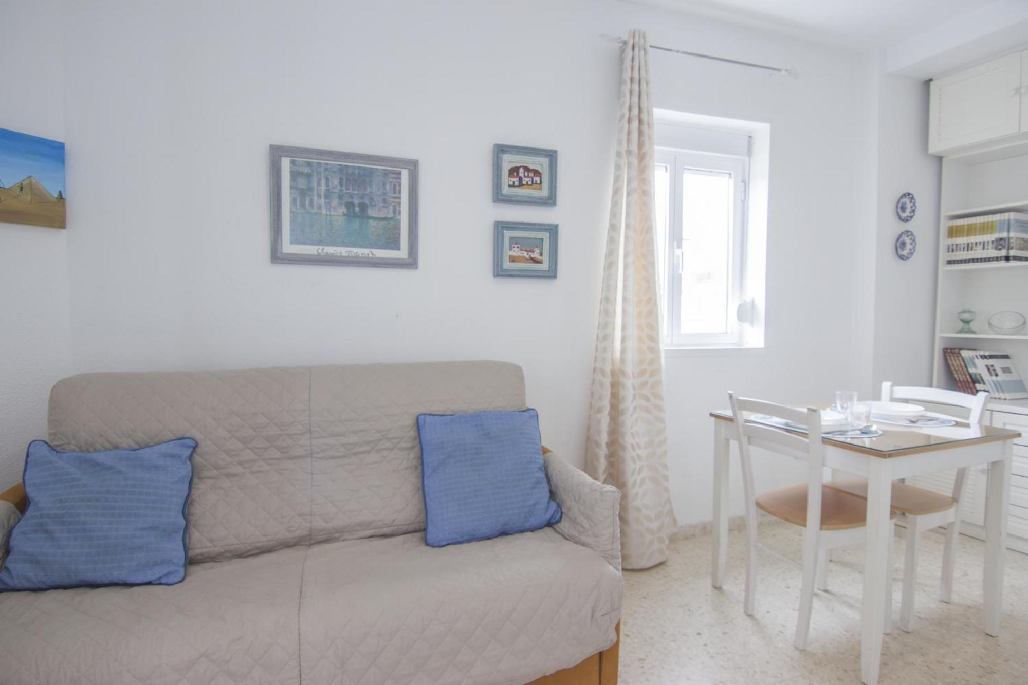Rentalsevilla En El Barrio De Triana Sevilla